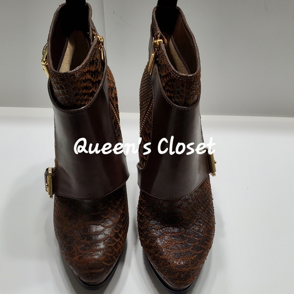 MICHAEL Michael Kors | Platform Snake Embossed Leather Ankle Booties | BRAND NEW - Picture 4 of 9